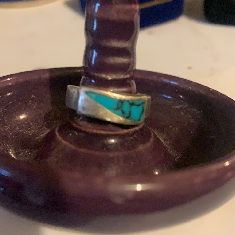 Ring - Picture 2 of 4